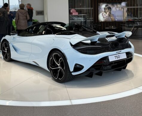 SCUK CARS AND COFFEE AT MCLAREN AND LAMBORGHINI LEEDS